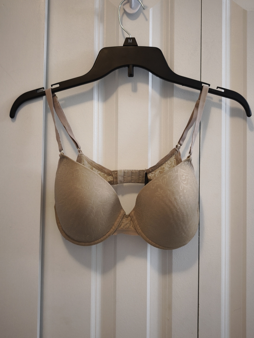 2 Natori Bras For $8 Black And Nude Lace - Picture 9 of 16